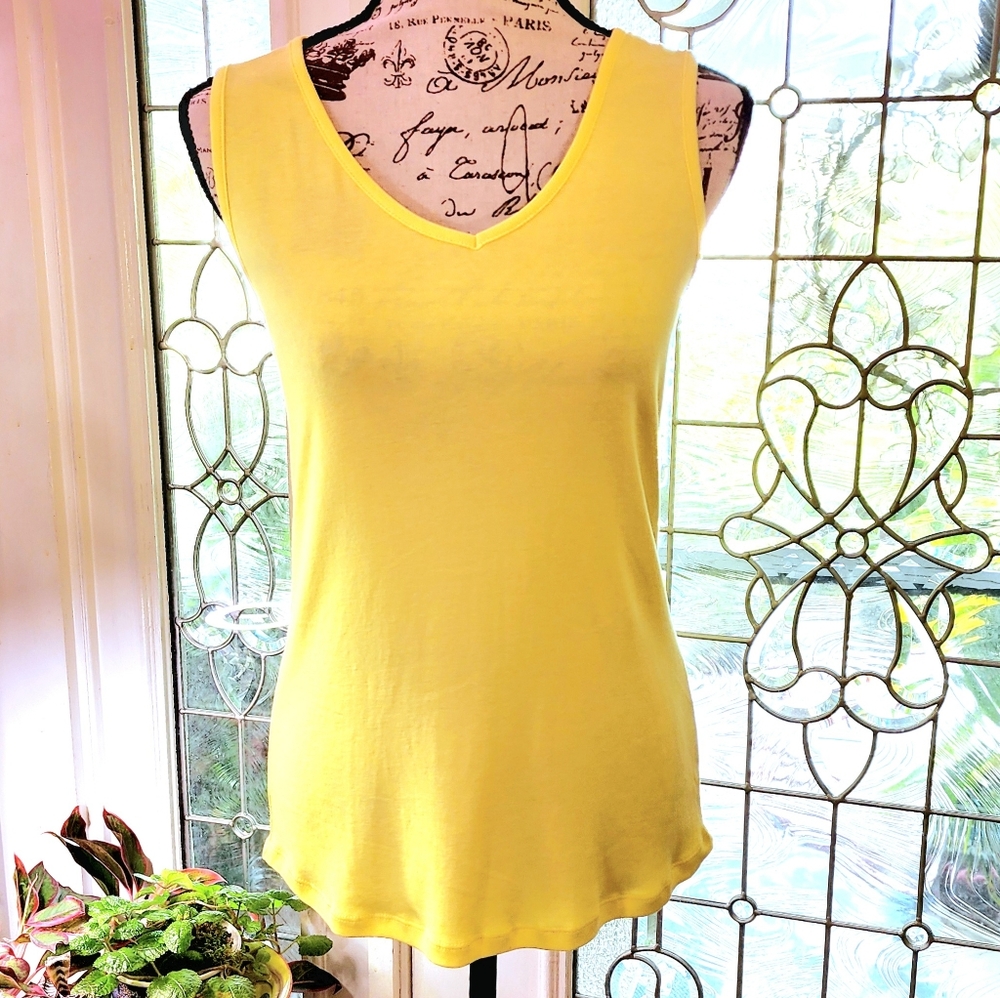 Talbots Butter Yellow V-neck Sleeveless Top S